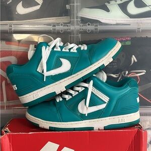 Teal supreme Air Force 2